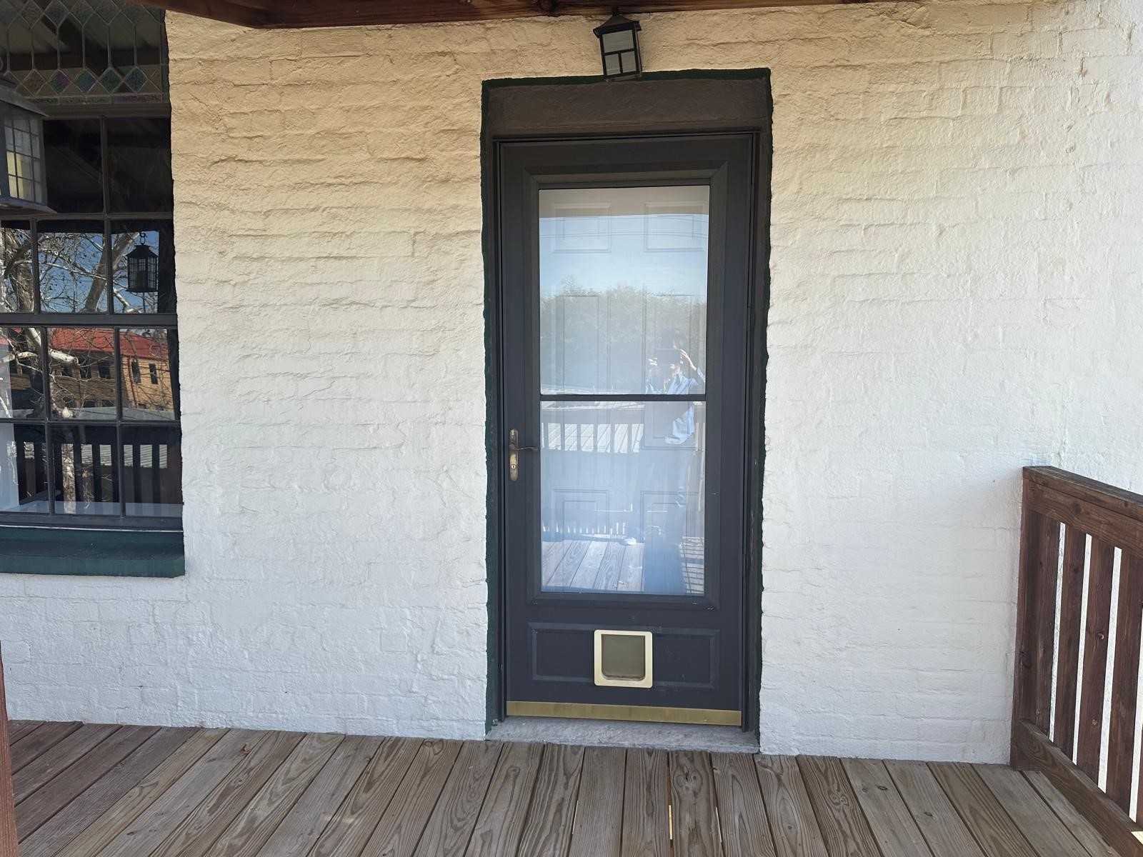 519 Spring Street, Unit E Columbus, TX 78934 - Photo 3 of 16 Entry