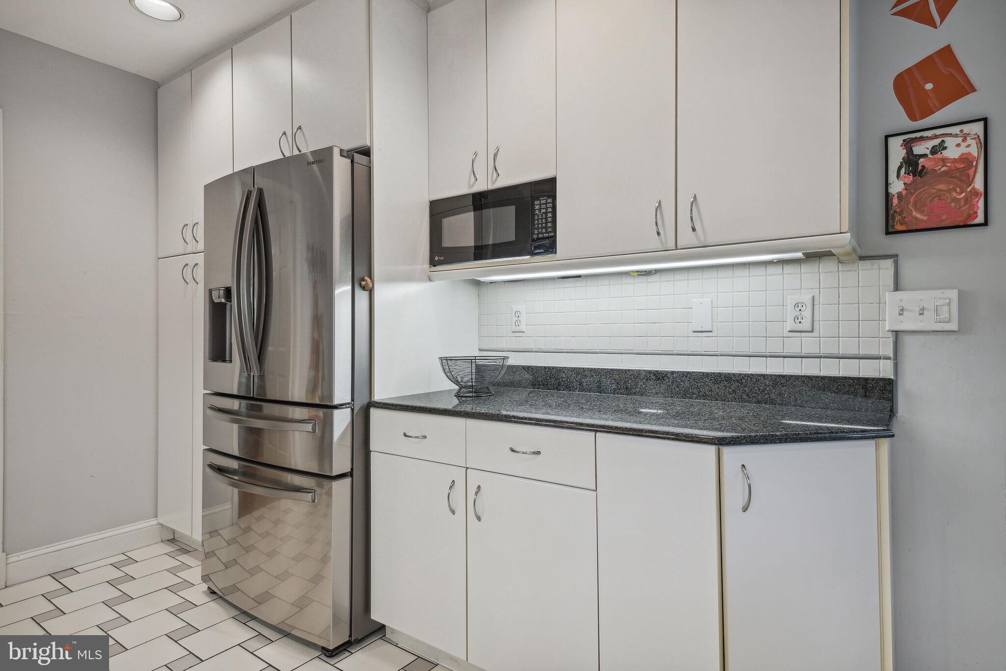 5423 Harwood Road Bethesda, MD 20814 - Photo 14 of 43 Kitchen