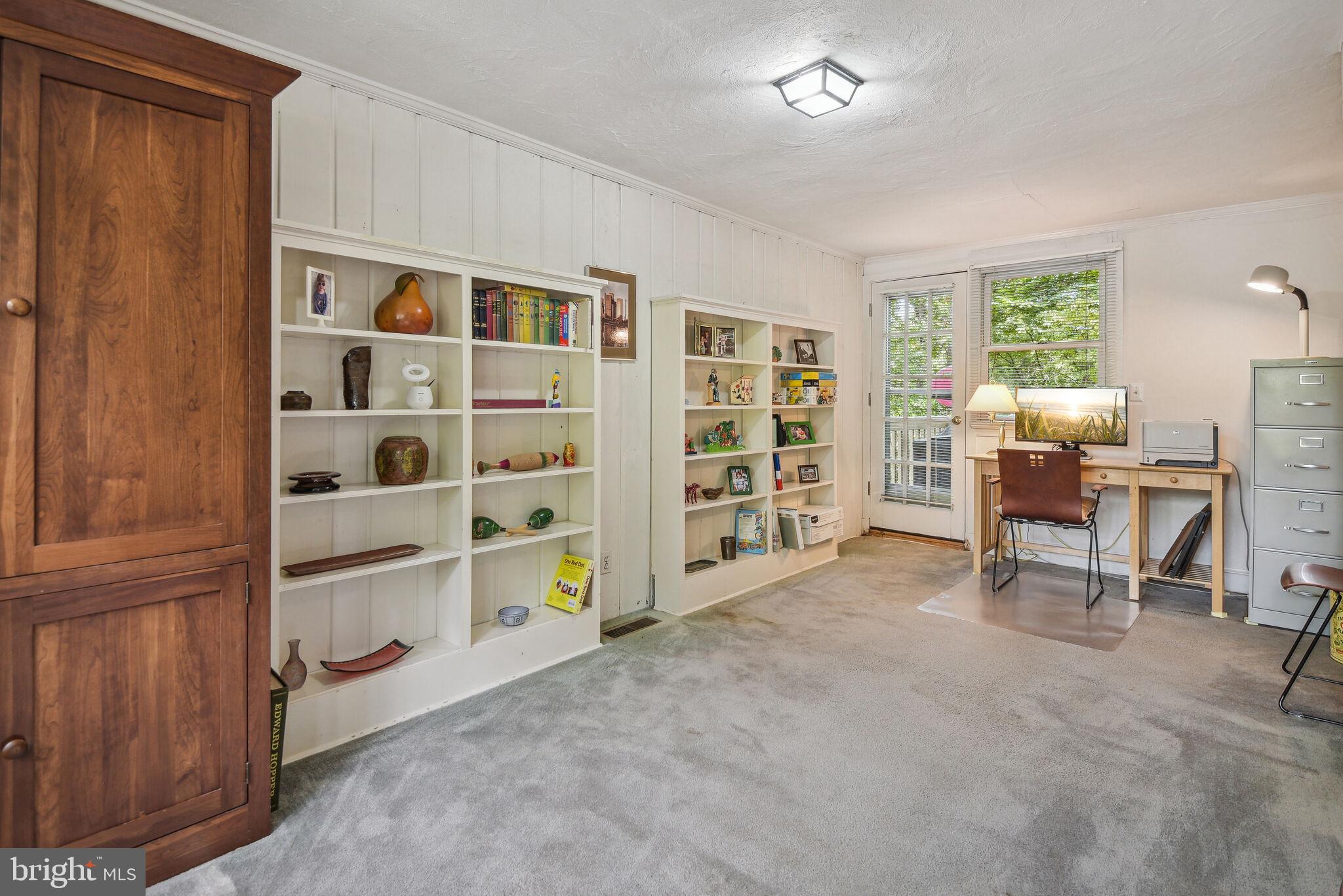 5423 Harwood Road Bethesda, MD 20814 - Photo 17 of 43 Sun Room/Den