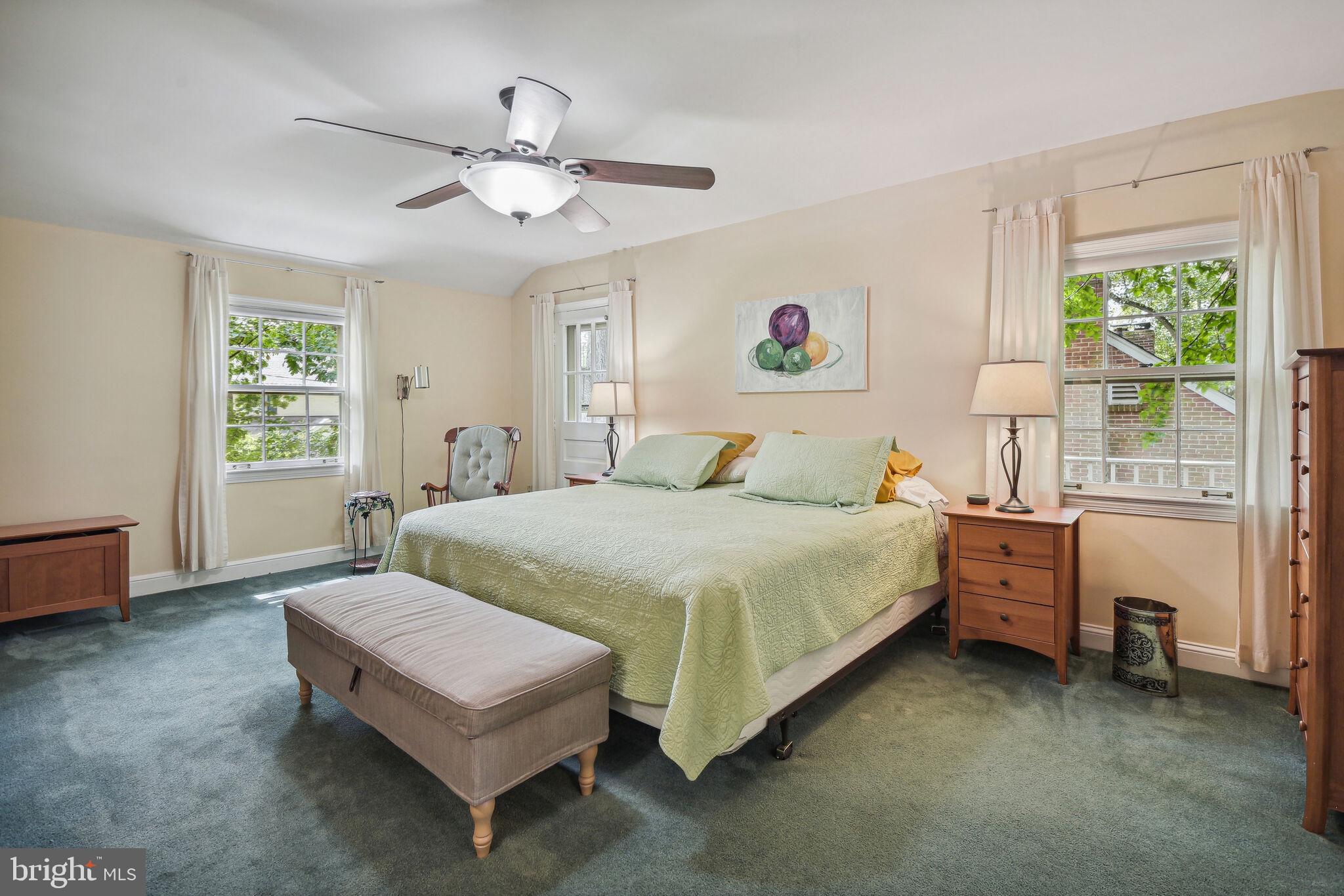 5423 Harwood Road Bethesda, MD 20814 - Photo 19 of 43 Primary Bedroom