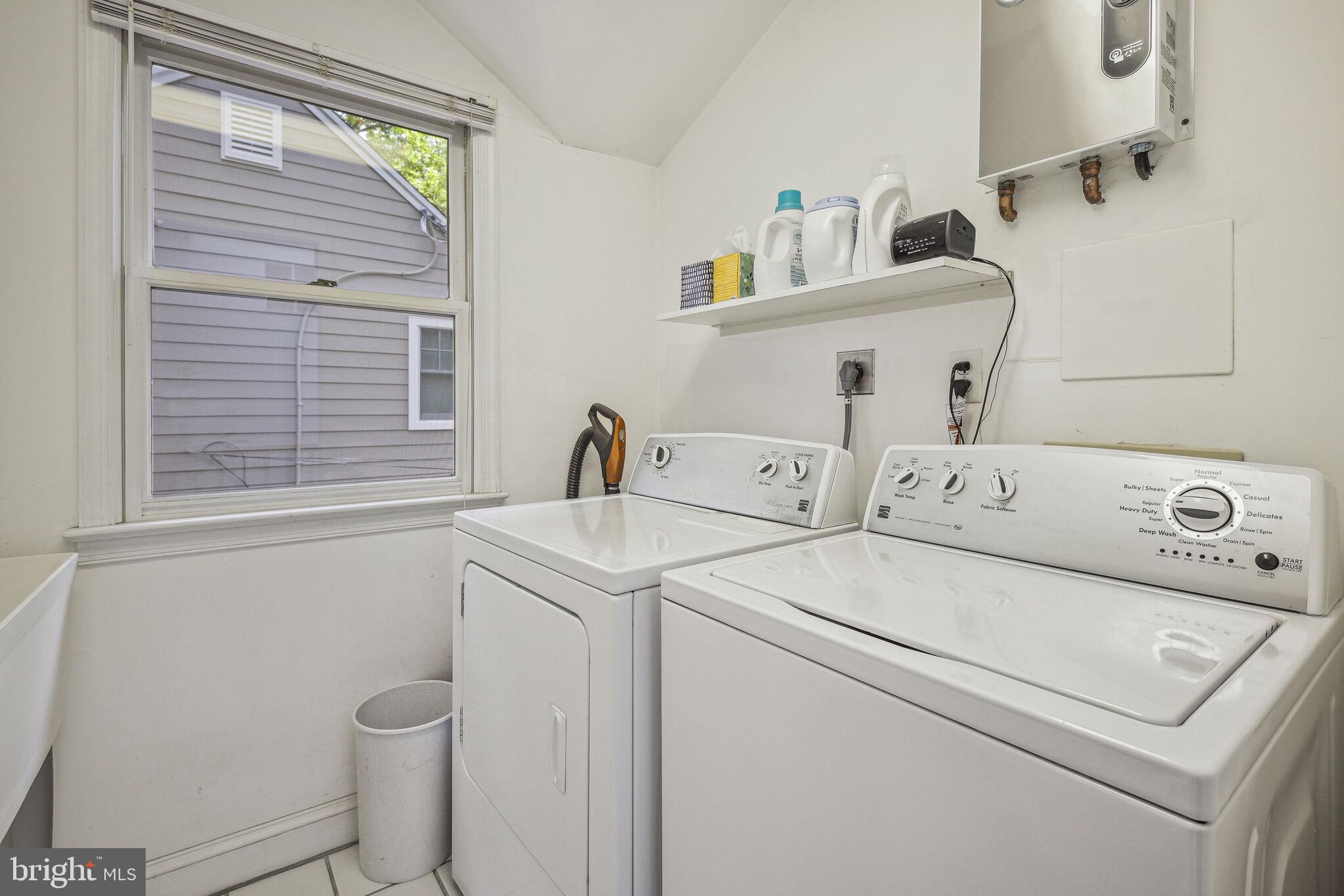 5423 Harwood Road Bethesda, MD 20814 - Photo 28 of 43 Upper Level Laundry