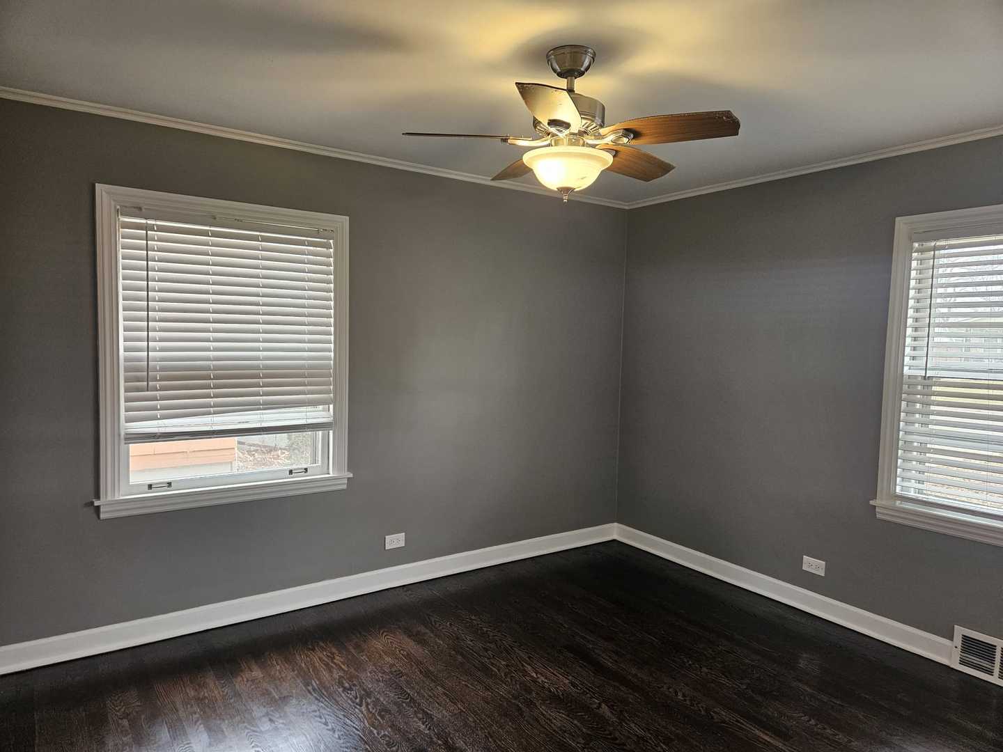 45 North Wisconsin Avenue Addison, IL 60101 - Photo 7 of 16