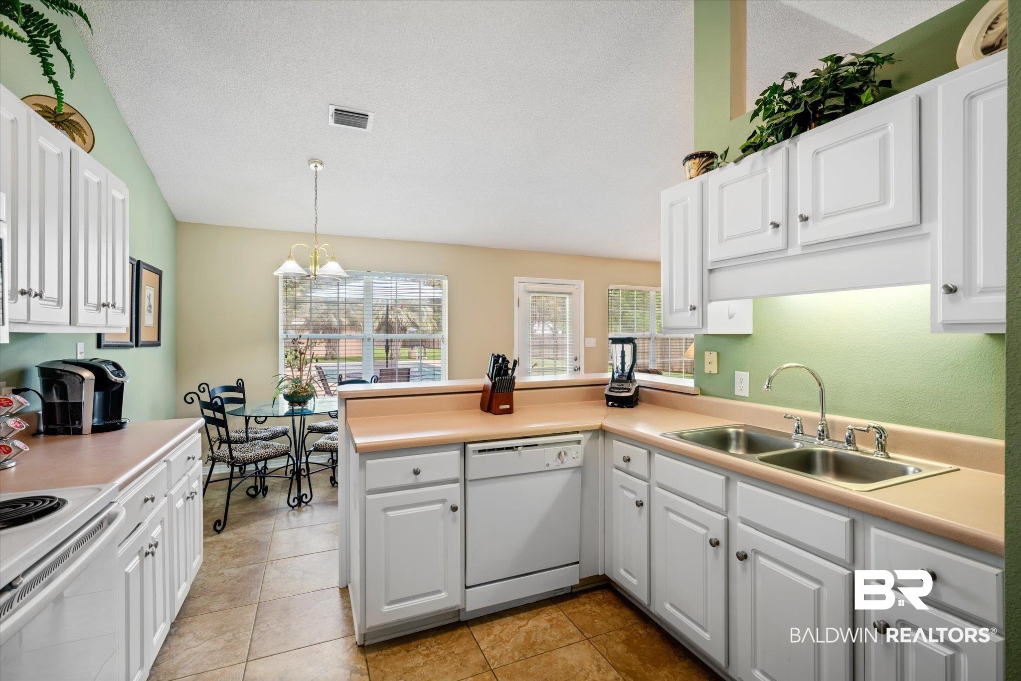 12840 Hunters Chase Foley, AL 36535 - Photo 8 of 22