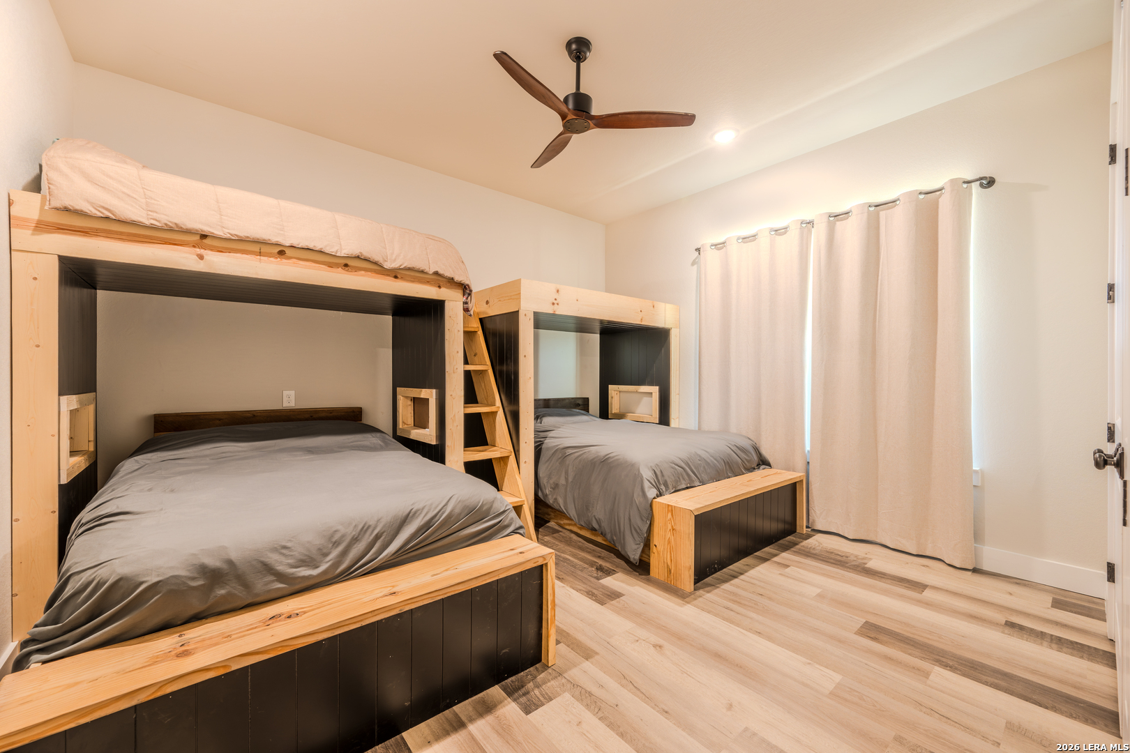 994 Marburger Road Crystal City, TX 78839 - Photo 23 of 47