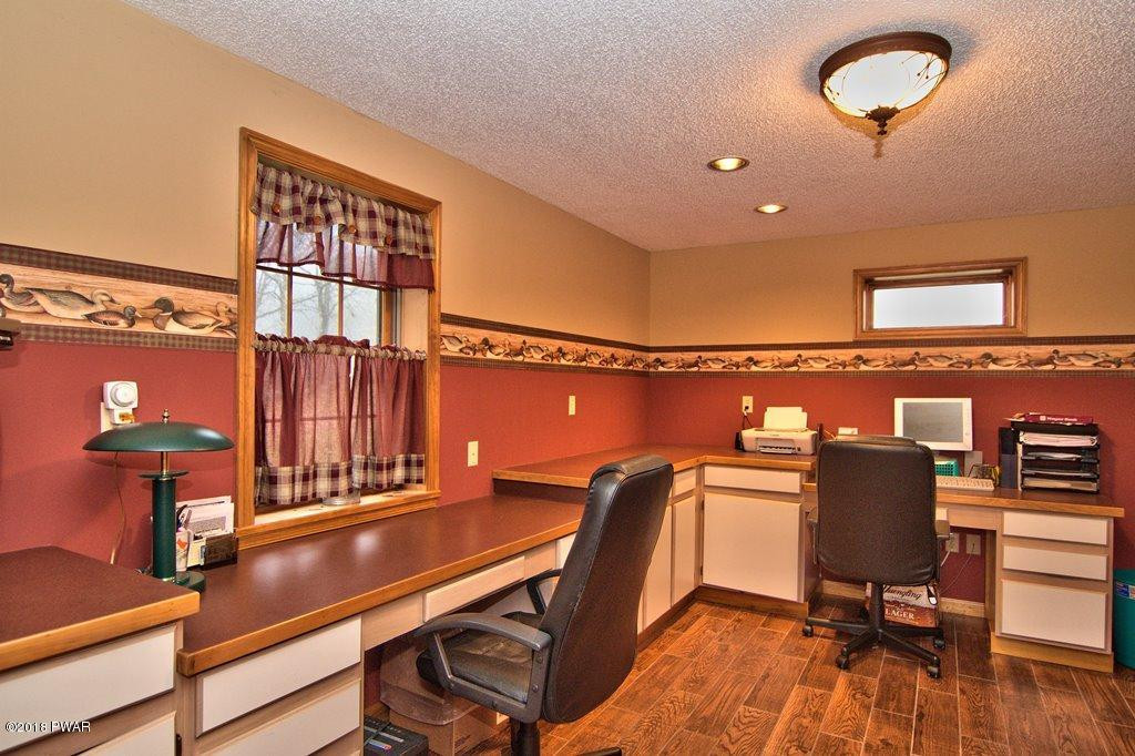 422 Boneridge Road Hawley, PA 18428 - Photo 24 of 69