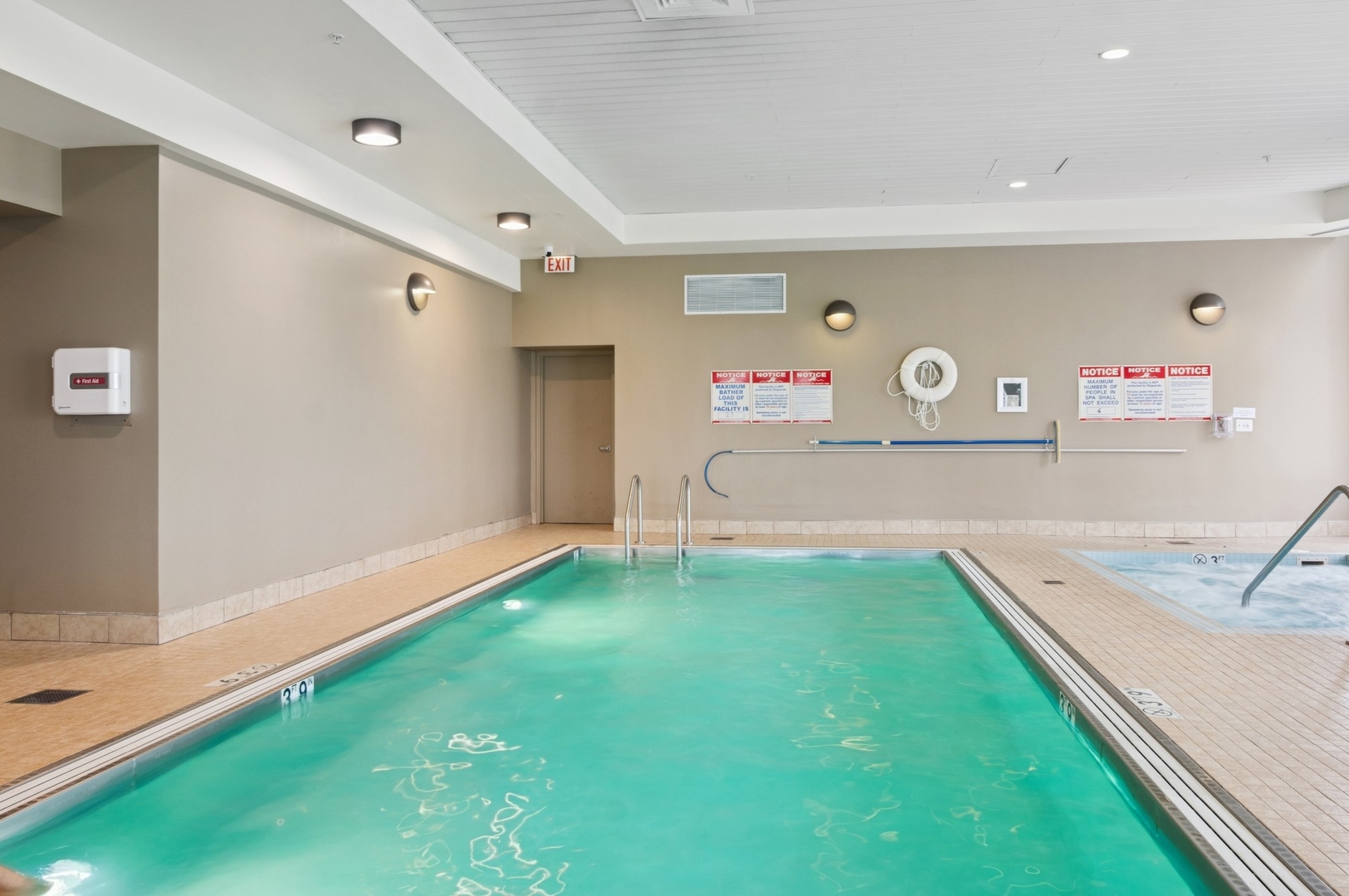 1201 South Prairie Avenue, Unit 4204 Chicago, IL 60605 - Photo 15 of 19 a view of a living room