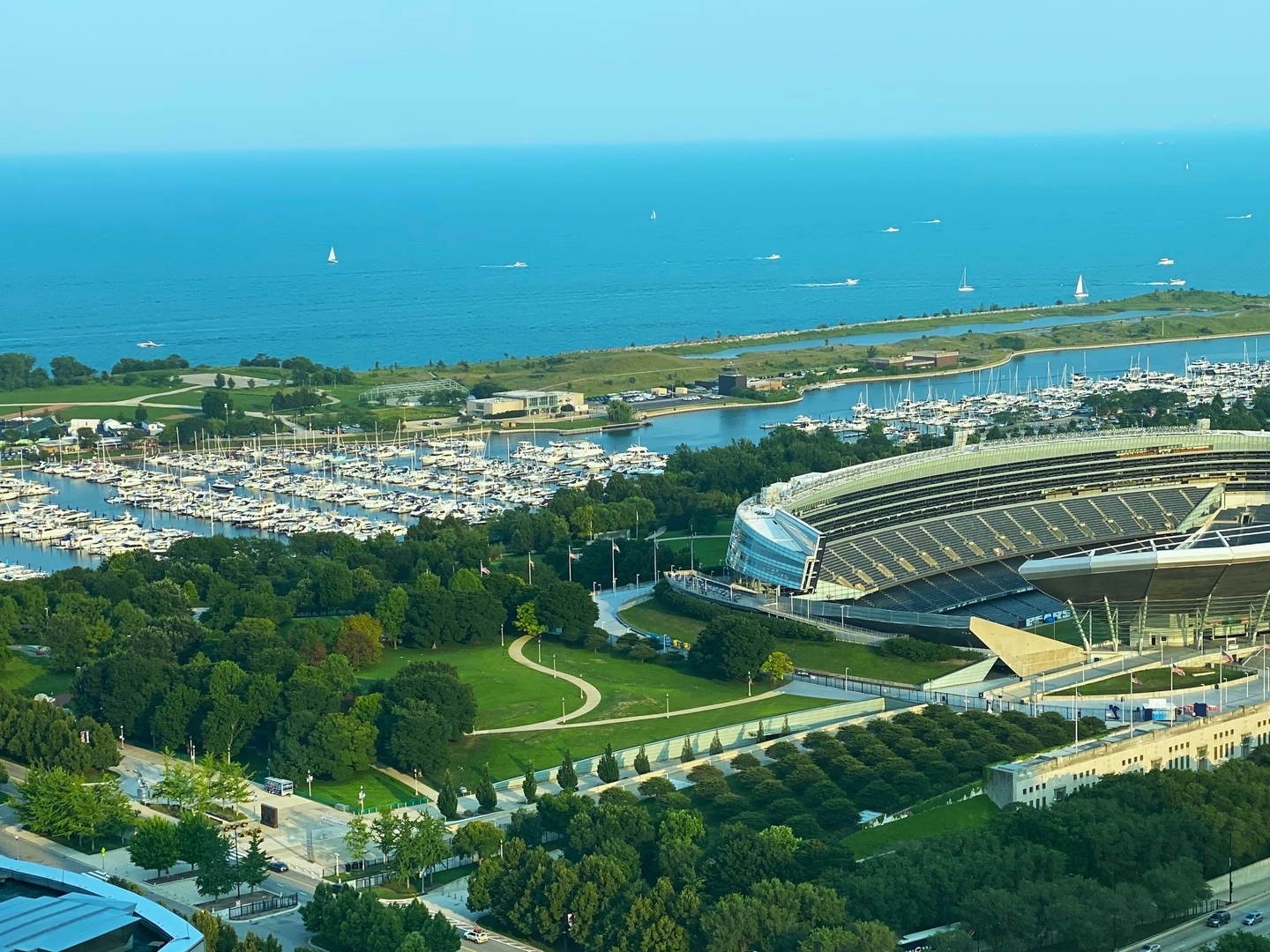 1201 South Prairie Avenue, Unit 4204 Chicago, IL 60605 - Photo 3 of 19 a view of a city