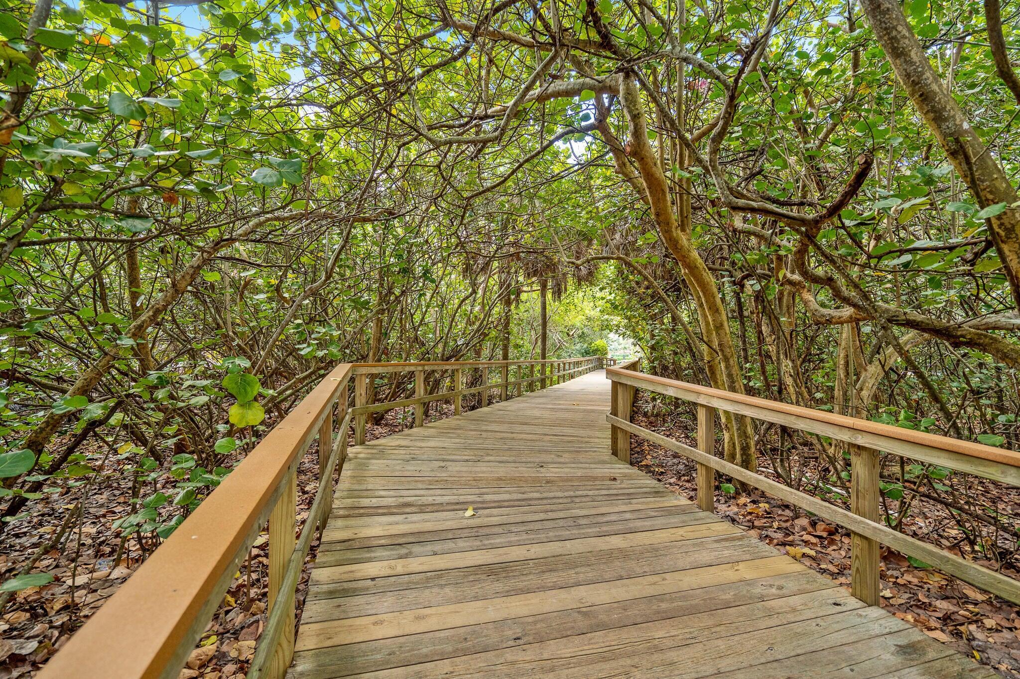 950 Ponce De Leon Road, Unit 109 Boca Raton, FL 33432 - Photo 36 of 37 20251205174952200581000000-o