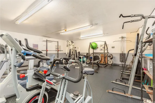 $285,000 | 55 South Judd Street, Unit 705, Honolulu, HI 96817