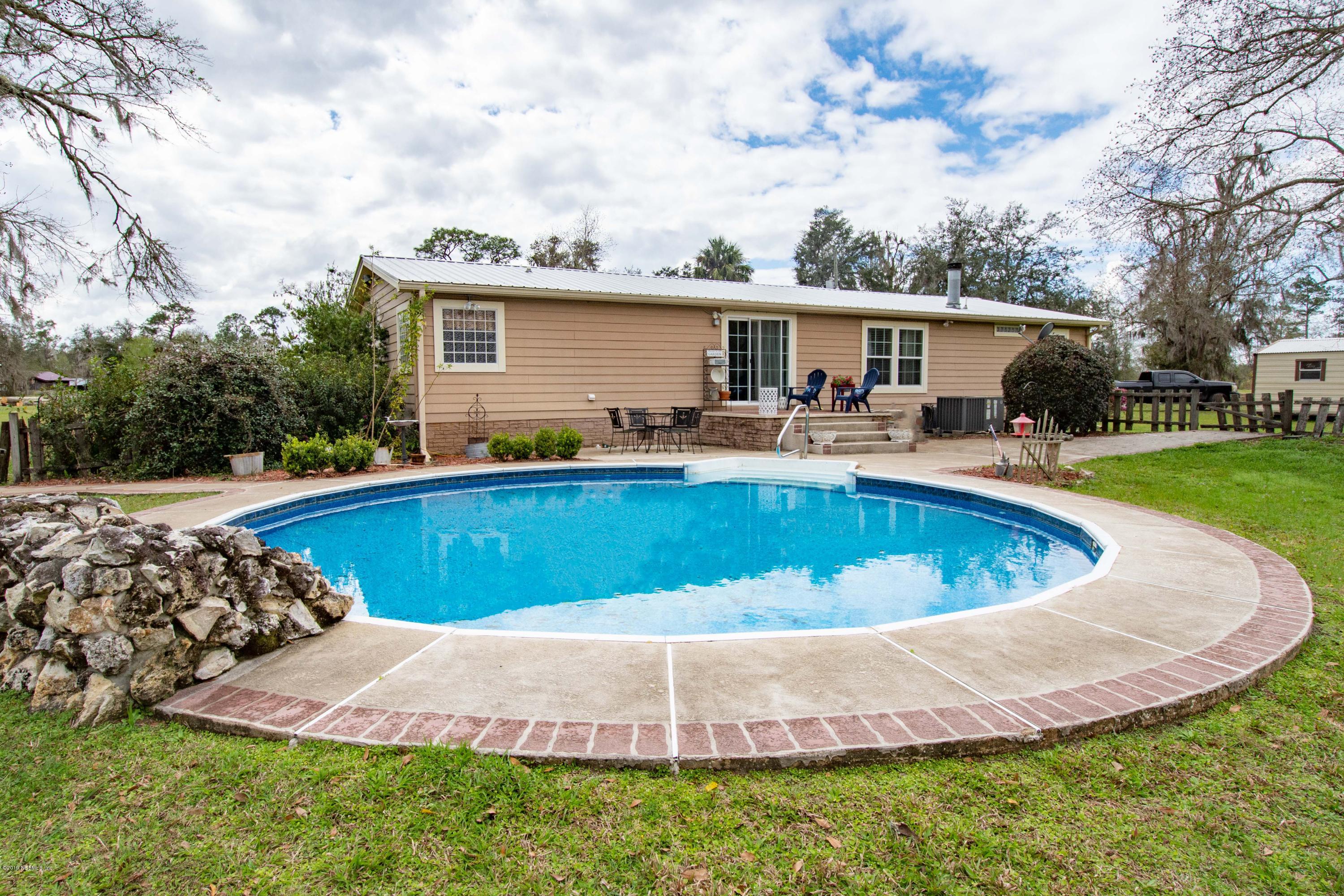 206 Comer Road Palatka, FL 32177 - Photo 26 of 32 Pool