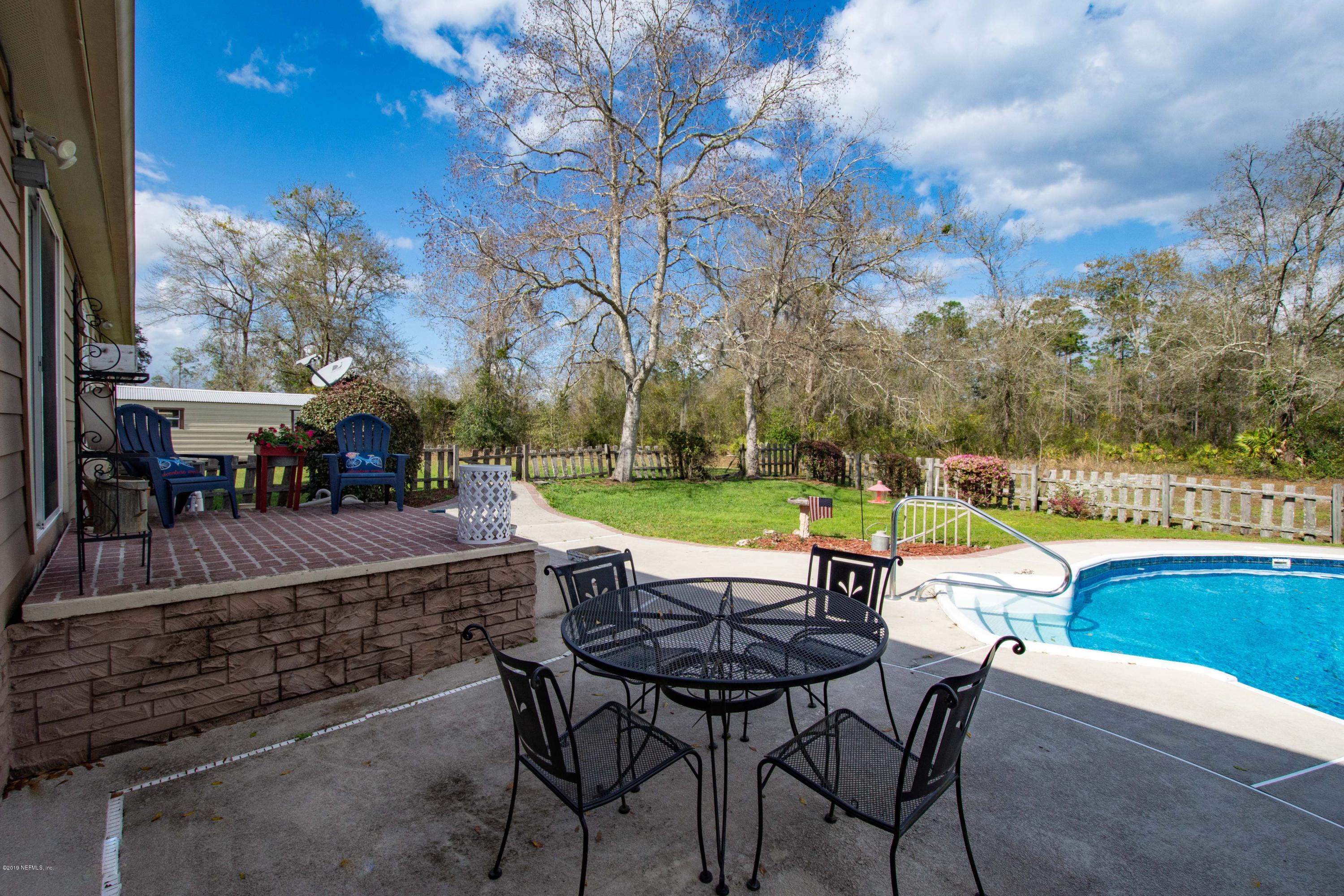 206 Comer Road Palatka, FL 32177 - Photo 27 of 32 Rear patio