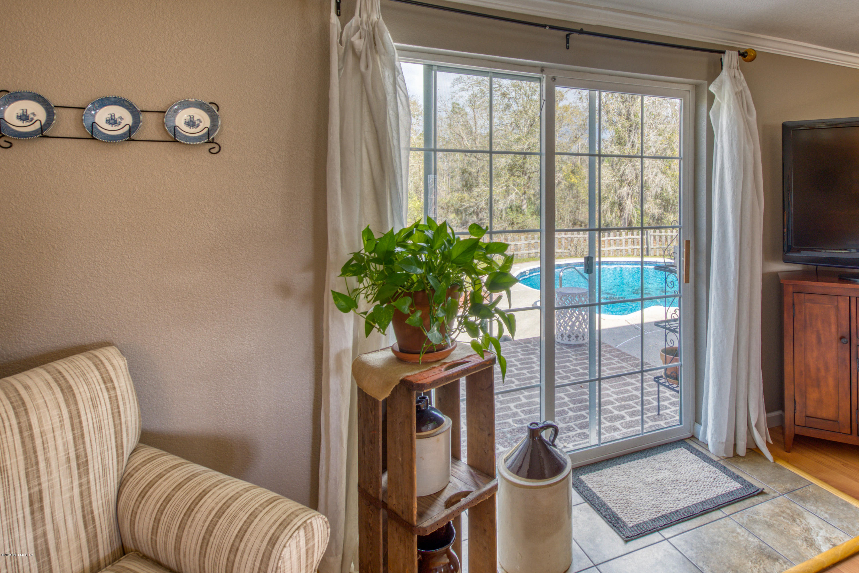 206 Comer Road Palatka, FL 32177 - Photo 9 of 32 Pool view