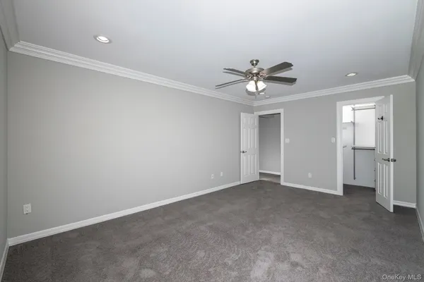 $2,875 | 425 Newbridge Road, Unit 24, East Meadow, NY 11554