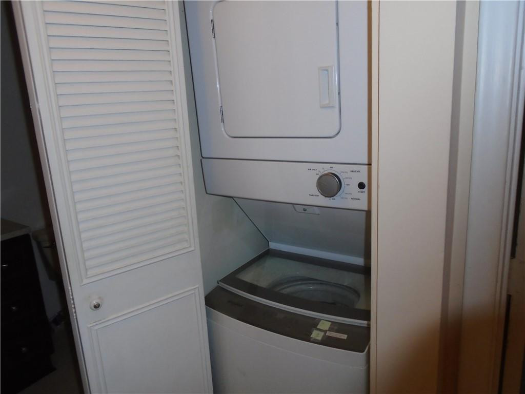 533 Banks Road Margate, FL 33063 - Photo 18 of 31 a close up view of a washer and dryer