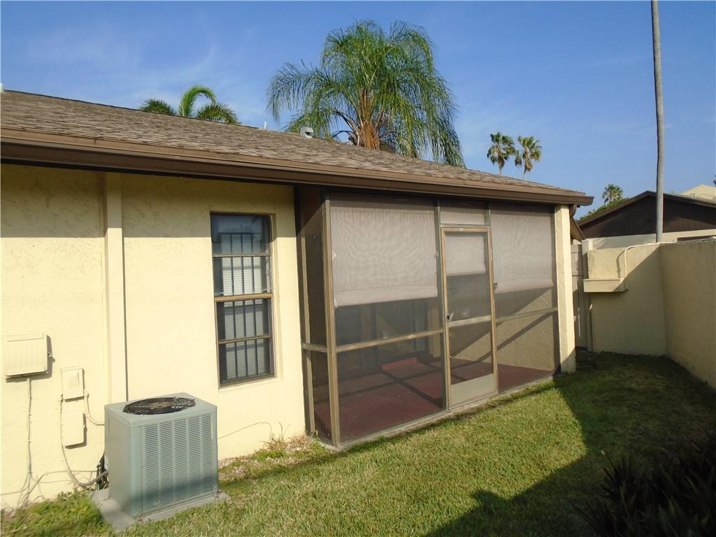 533 Banks Road Margate, FL 33063 - Photo 24 of 31 a view of outdoor space and yard
