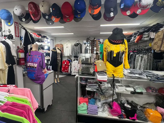 $749,900 | 3325 East Market Street, Logansport, IN 46947