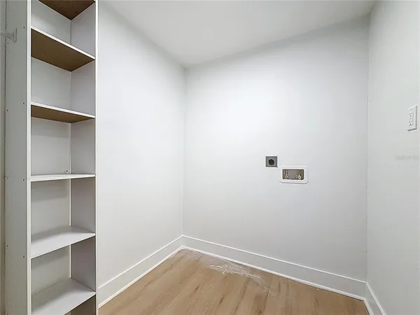 $2,300 | 200 Country Club Drive, Unit 1301, Largo, FL 33771