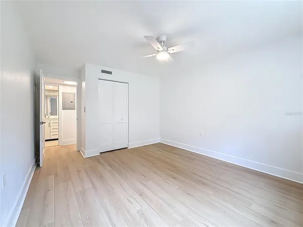 $2,300 | 200 Country Club Drive, Unit 1301, Largo, FL 33771