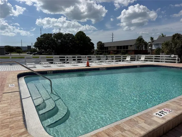 $2,300 | 200 Country Club Drive, Unit 1301, Largo, FL 33771