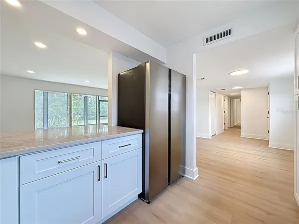 $2,300 | 200 Country Club Drive, Unit 1301, Largo, FL 33771