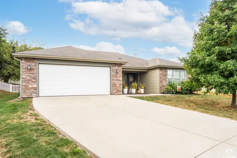 $379,700 | 504 North Monterey Way, Lawrence, KS 66049