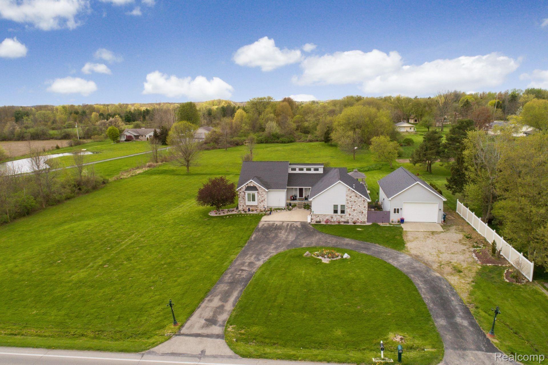1491 North Morrish Road Flint, MI 48532 - Photo 1 of 25 2.jpg