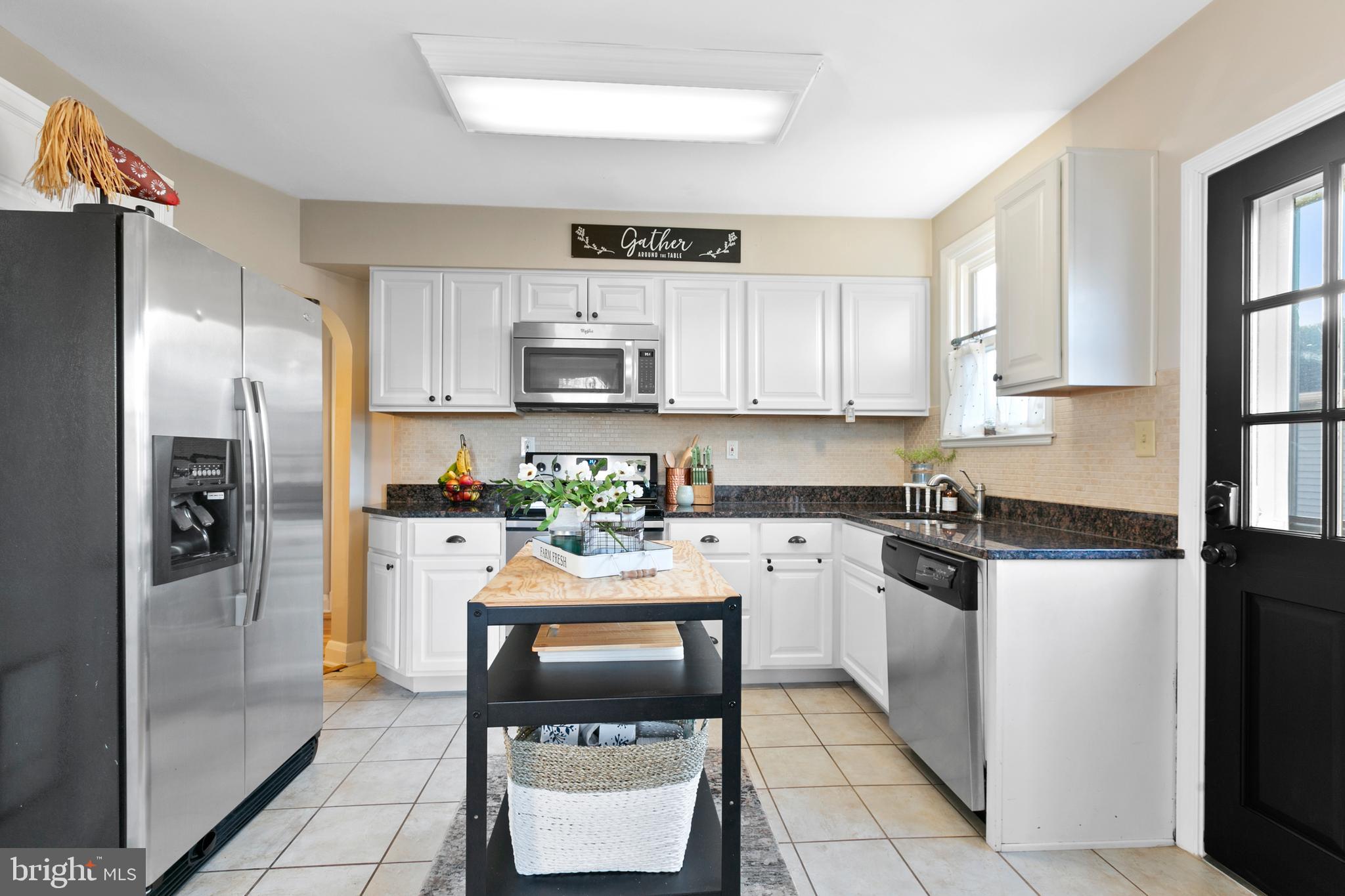 517 Cleveland Road Linthicum, MD 21090 - Photo 15 of 37