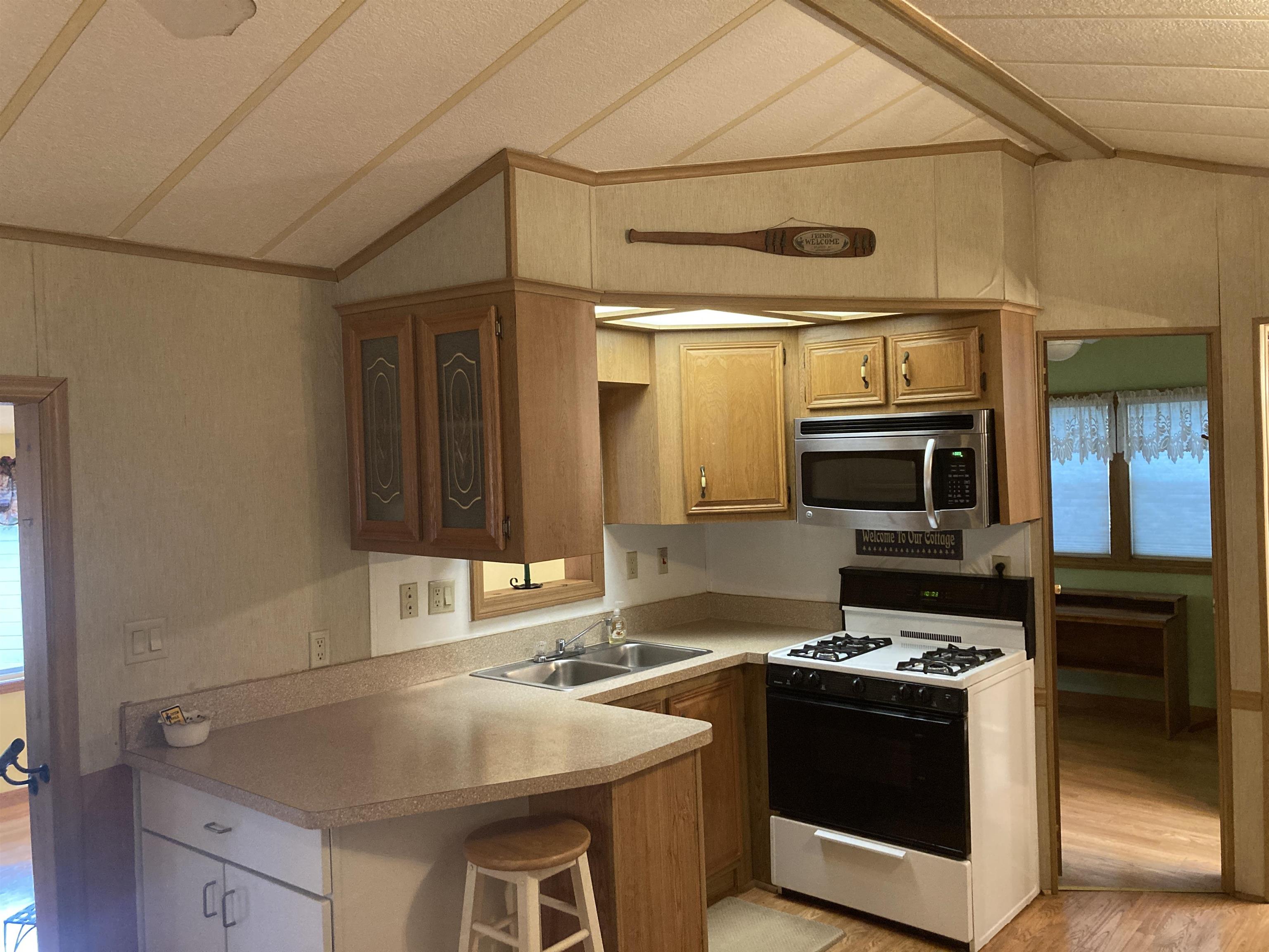 7 Apache Lane, Unit 303 Freedom, NH 03836 - Photo 17 of 40