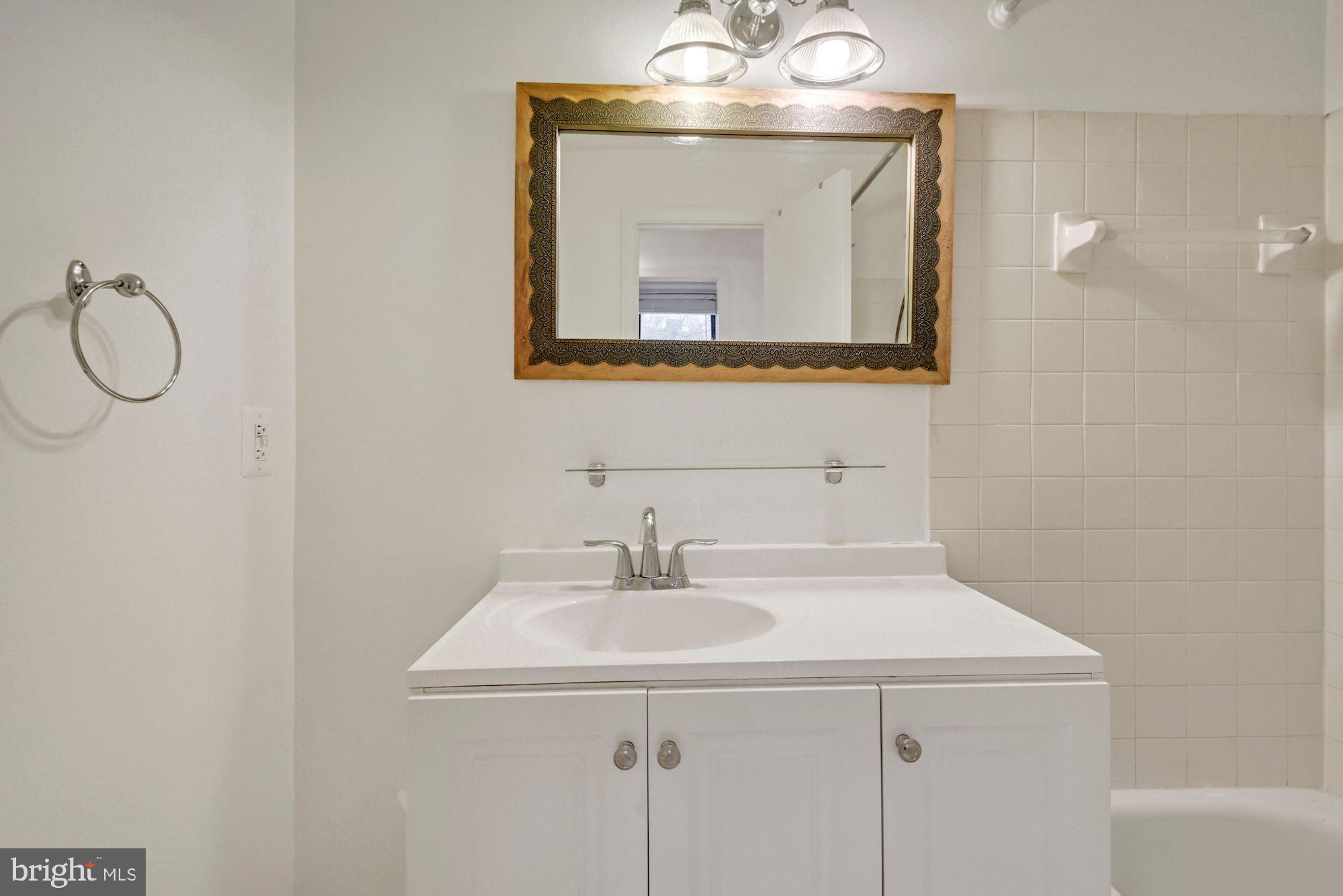 2001 16th Street Northwest, Unit 305 Washington, DC 20009 - Photo 17 of 42 Bathroom