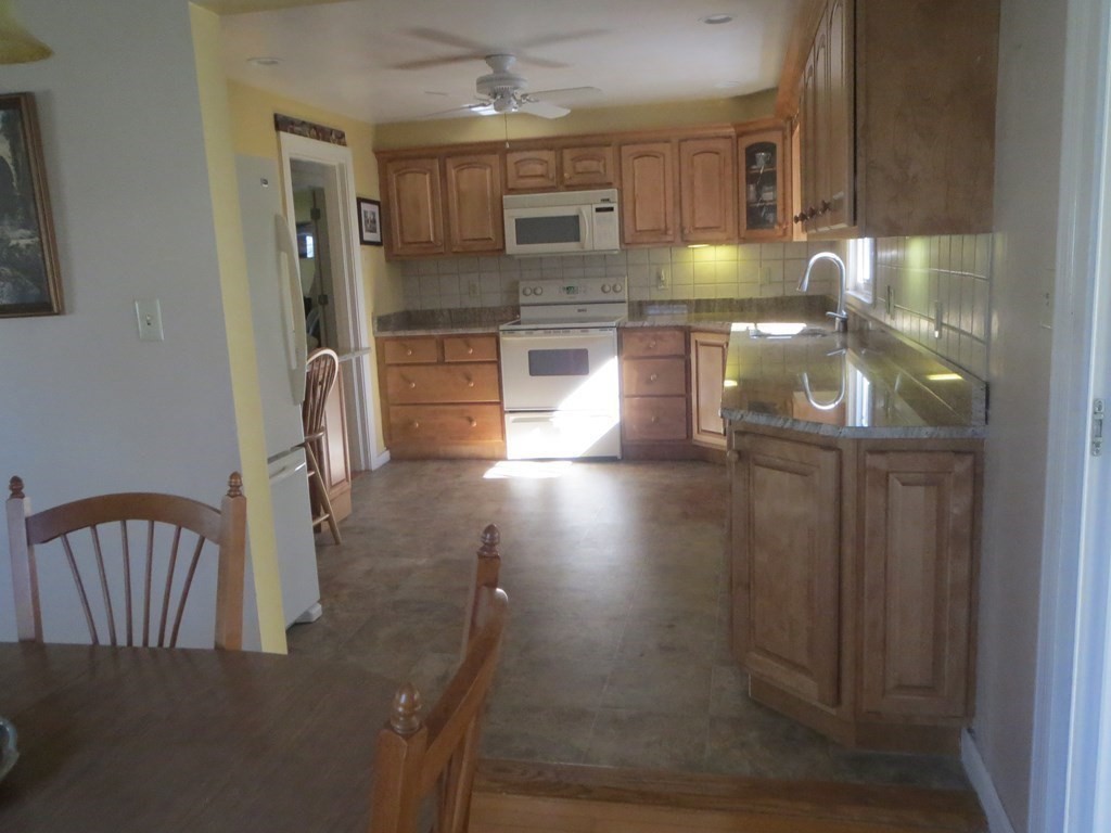 61 Bickford Hill Road Gardner, MA 01440 - Photo 14 of 34 Gallery Image 14