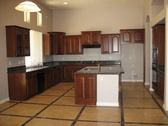 1725 West Pearce Road Phoenix, AZ 85041 - Photo 2 of 6 Additional Photo