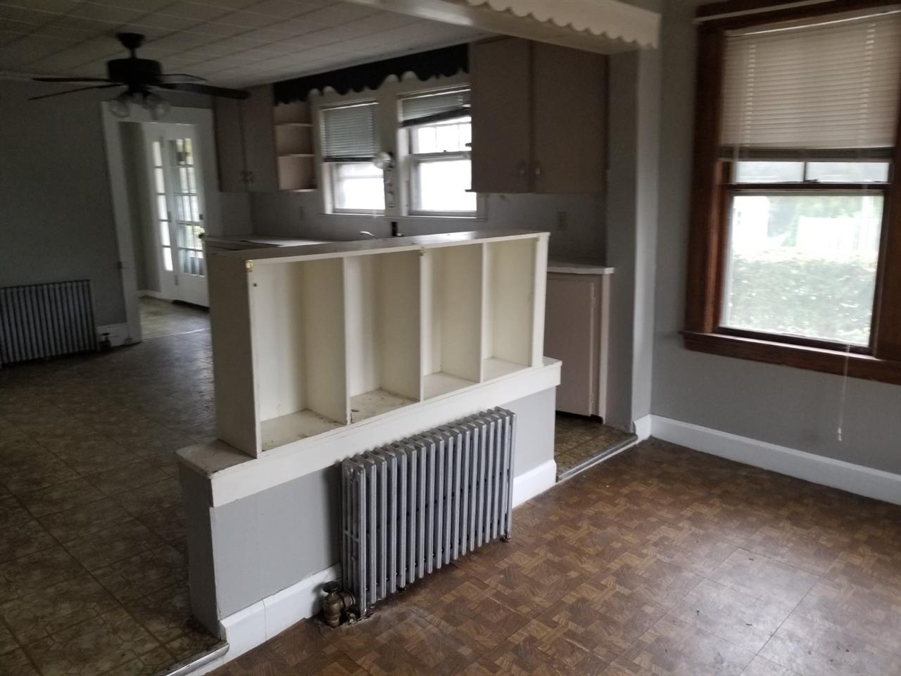 2 Belknap Road Hudson, NH 03051 - Photo 10 of 11