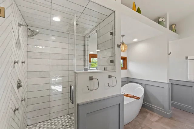 $779,900 | 628 Sedge Meadow Court, Summit, WI 53066