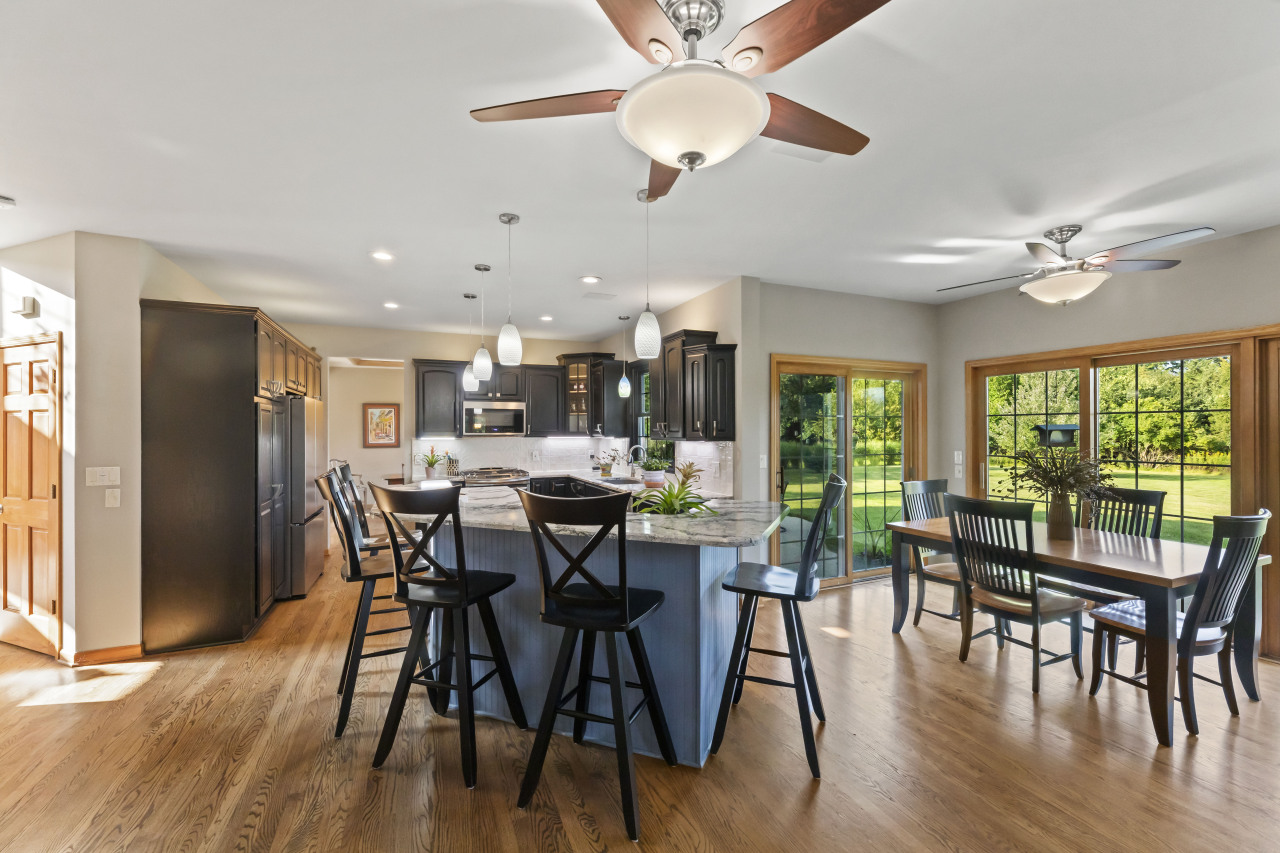 628 Sedge Meadow Court Summit, WI 53066 - Photo 9 of 41 Generous Space