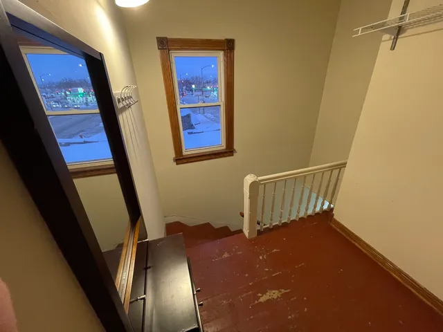 $2,100 | 3532 North Elston Avenue, Unit 2, Chicago, IL 60618