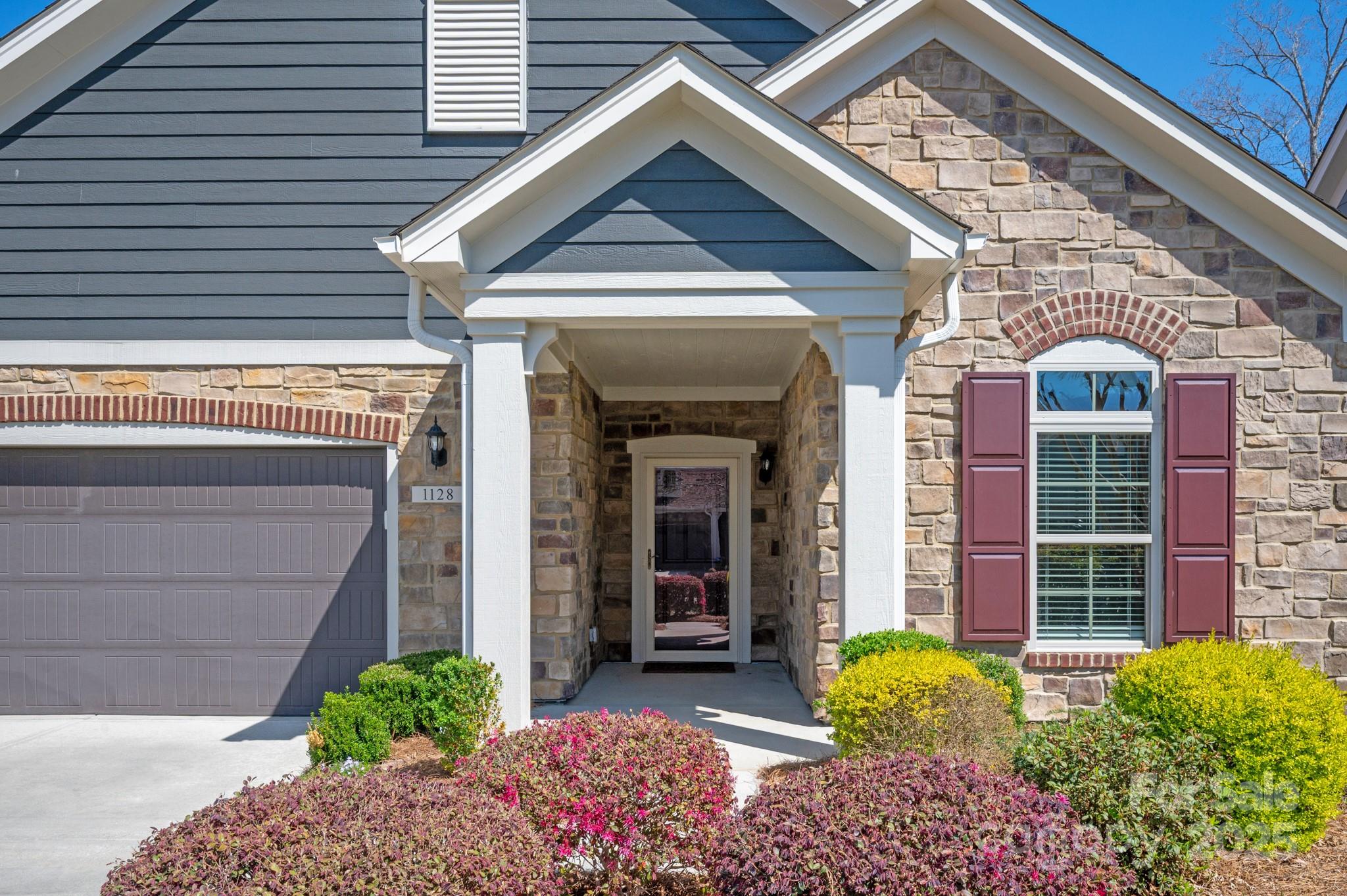 1128 Avalon Place Matthews, NC 28104 - Photo 2 of 39 a front view of a house