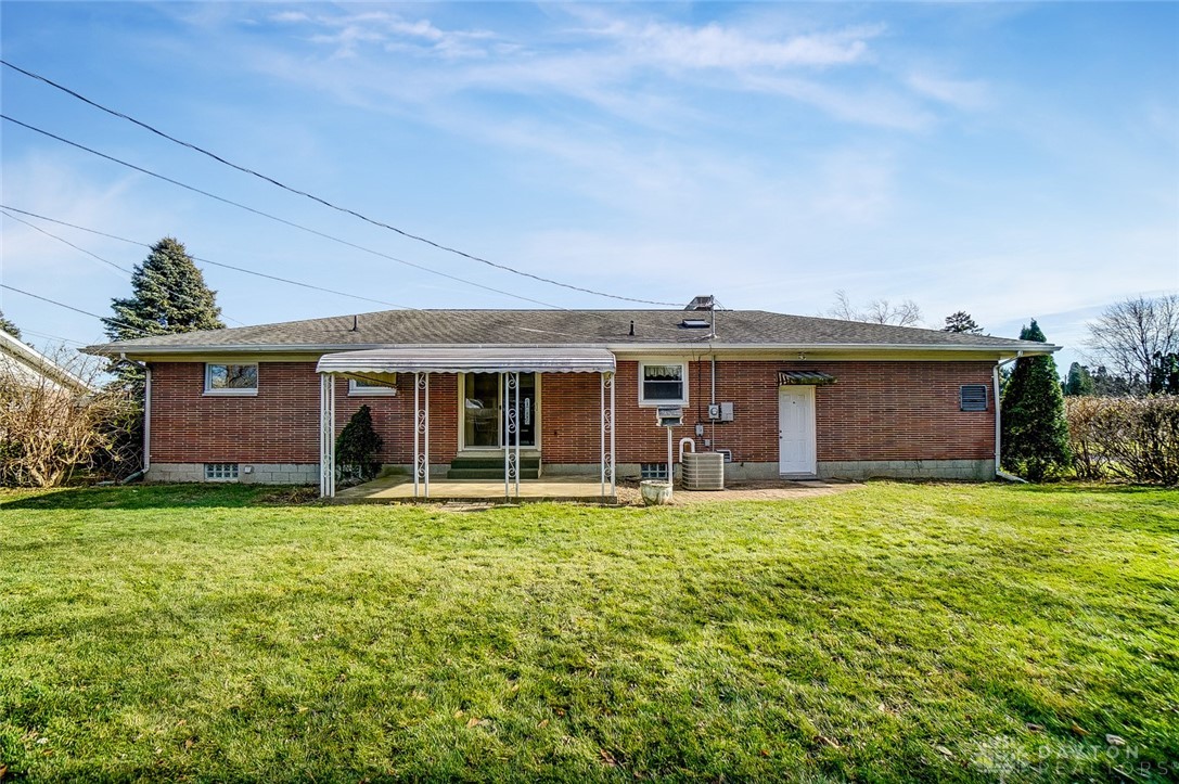 5247 West Ridgewood Road Springfield, OH 45503 - Photo 41 of 43