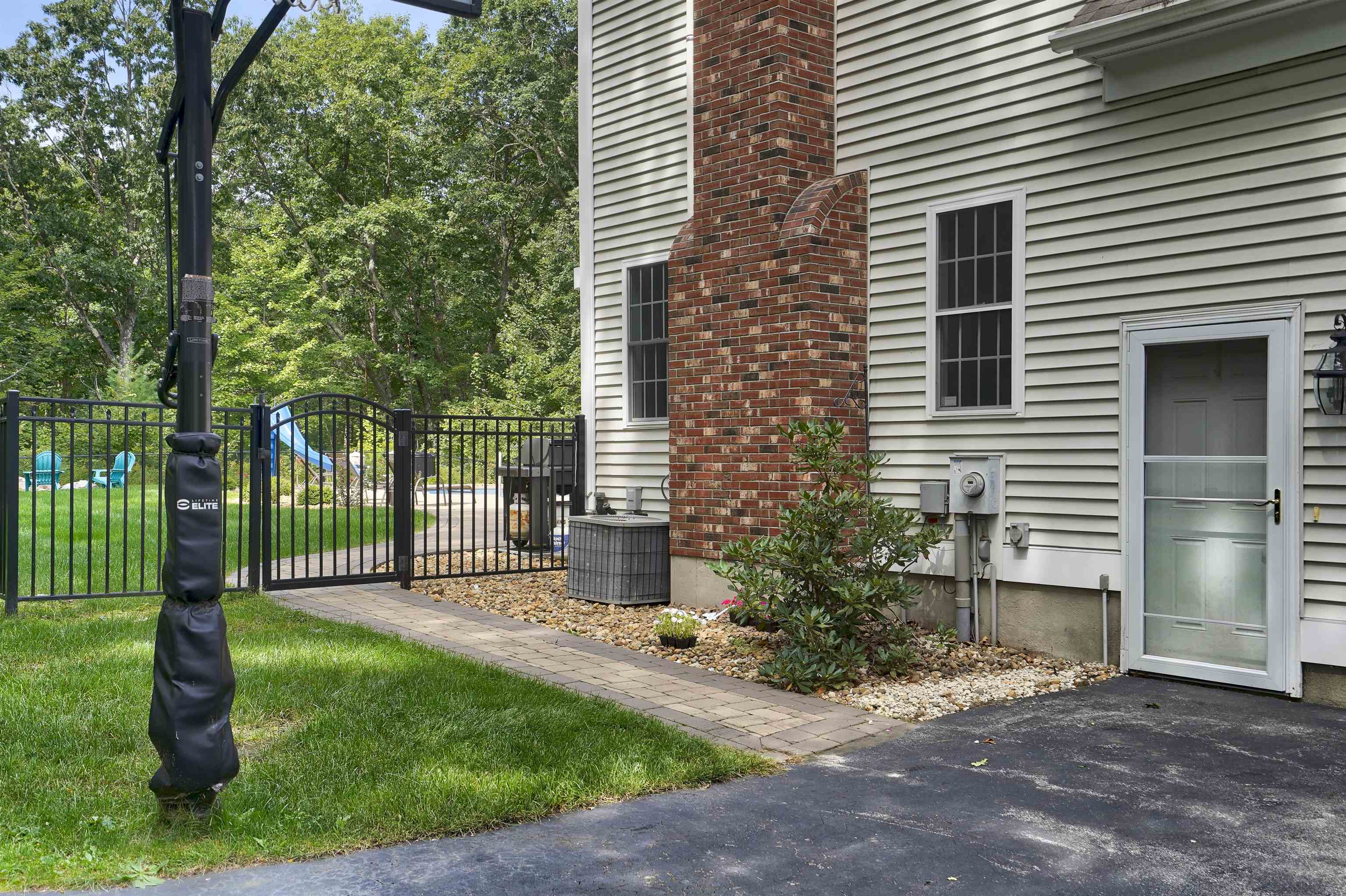 17 Partridge Road Windham, NH 03087 - Photo 15 of 40 Gallery Image 15