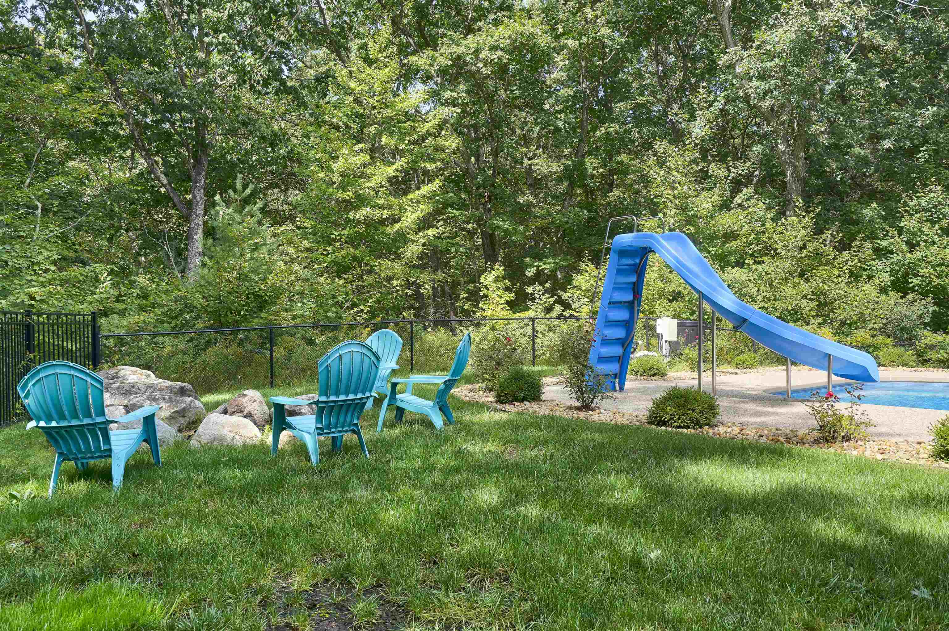 17 Partridge Road Windham, NH 03087 - Photo 10 of 40 Gallery Image 10