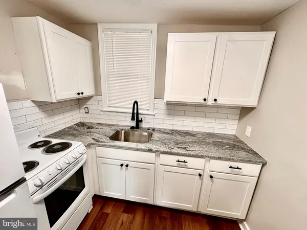 $1,250 | 461 Flamingo Street, Philadelphia, PA 19128