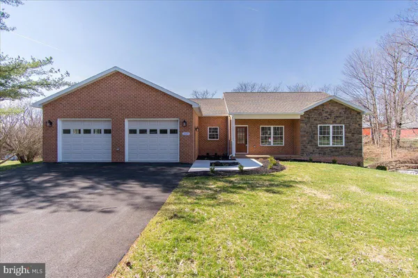 $644,000 | 21611 Leitersburg Smithsburg Road, Hagerstown, MD 21742