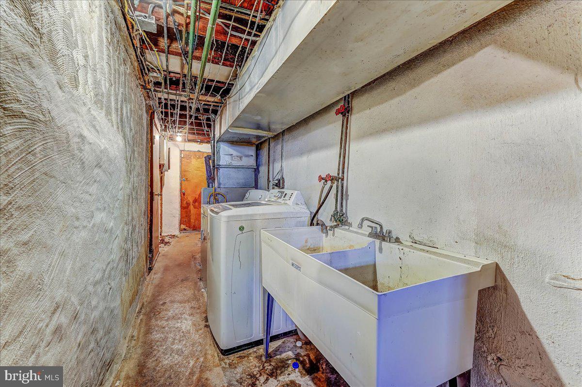 964 Springfield Road Collingdale, PA 19023 - Photo 15 of 16