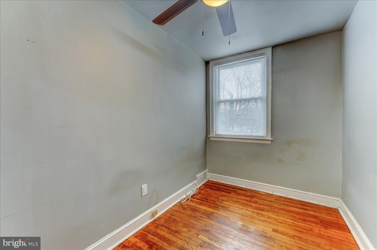 964 Springfield Road Collingdale, PA 19023 - Photo 10 of 16
