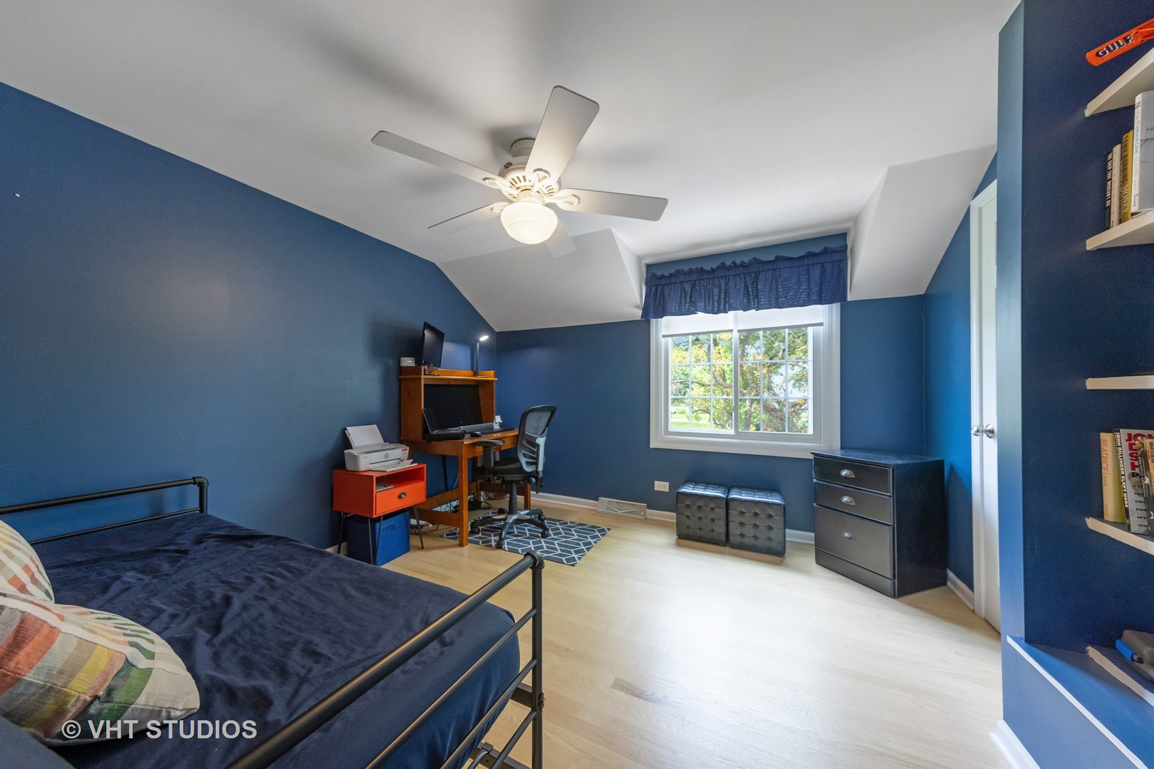 1589 Orth Drive Wheaton, IL 60189 - Photo 10 of 23 a living room with furniture and wooden floor