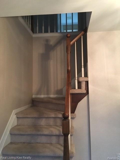 3390 Lake George Road Oakland, MI 48363 - Photo 13 of 25 IMG_2245.JPG
