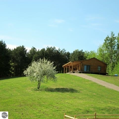 3800-3758 Raymond Road Frankfort, MI 49635 - Photo 41 of 47 1807911-40.JPG