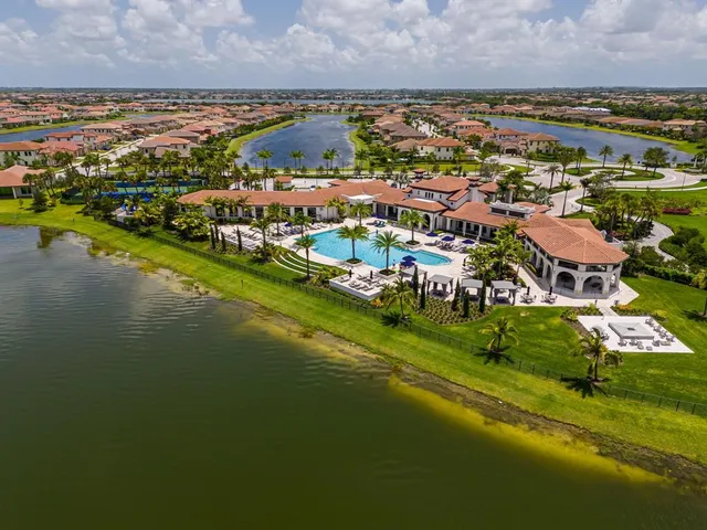 $1,074,900 | 12485 North Parkland Bay Trail, Parkland, FL 33076
