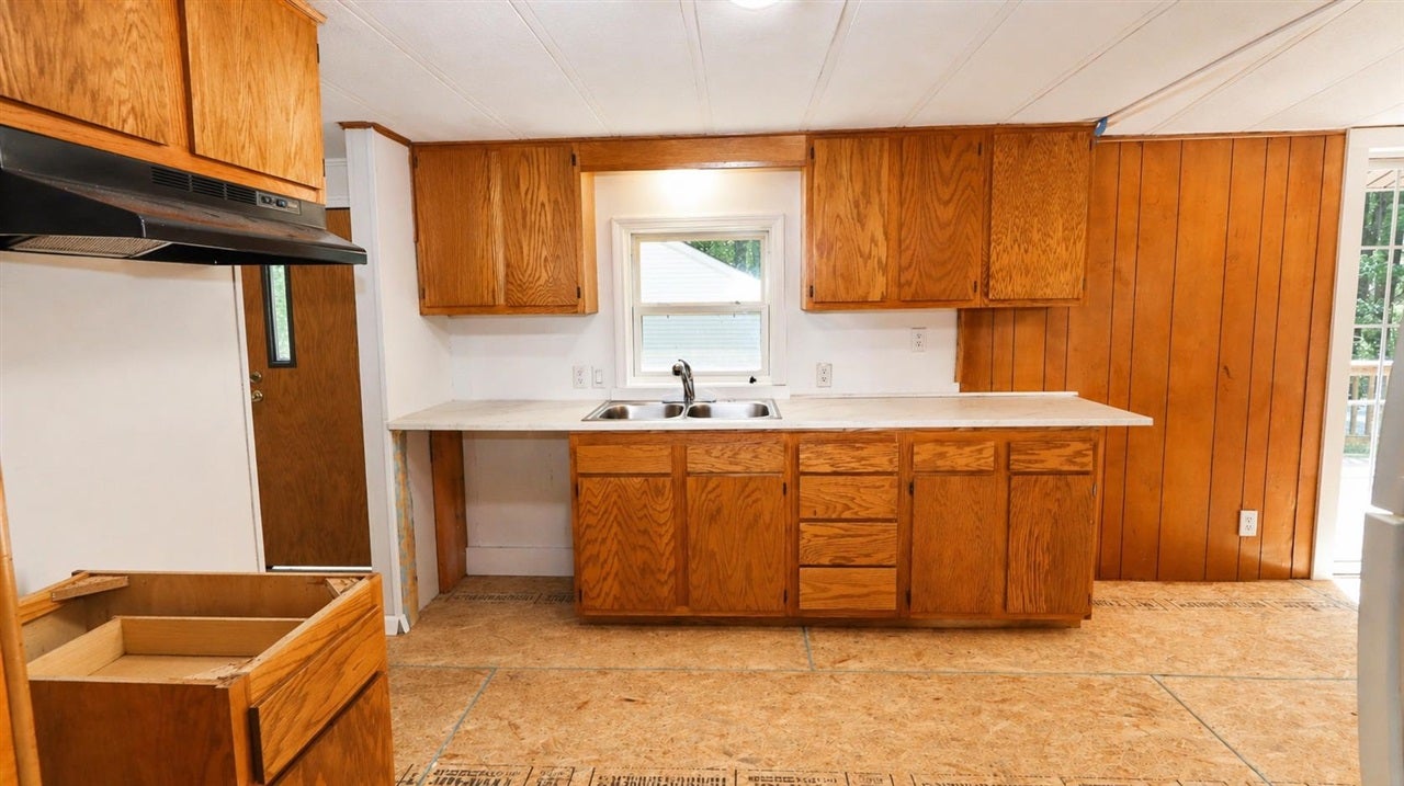 447 Mayhew Road Smiths Grove, KY 42171 - Photo 23 of 38 Gallery Image 23