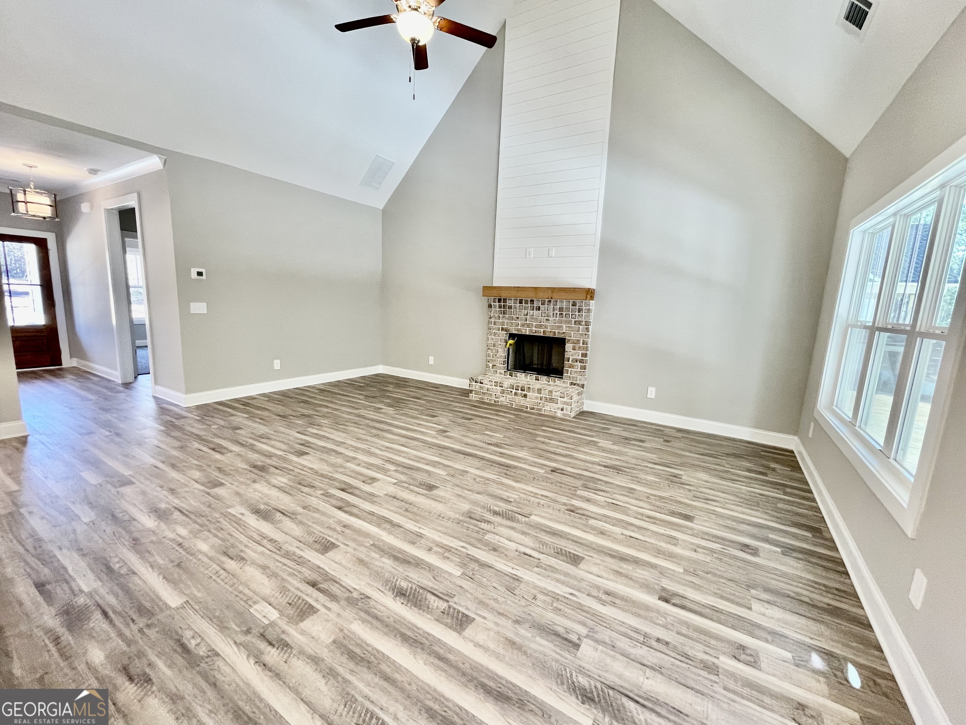 1009 Farmington Road Griffin, GA 30224 - Photo 8 of 36