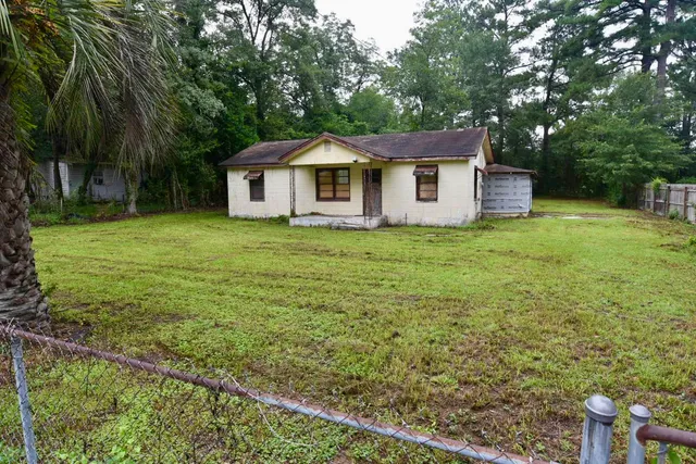 $99,999 | 700 Peake Street, Holly Hill, SC 29059